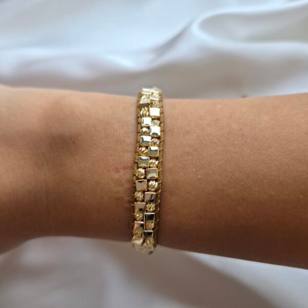 Dorica Gold Bileklik - Kahverengi İpli