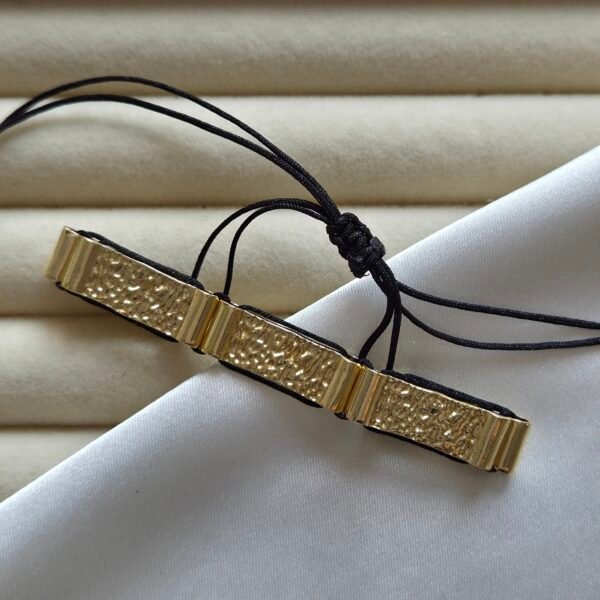 Ezme Plaka Bileklik - Siyah İpli