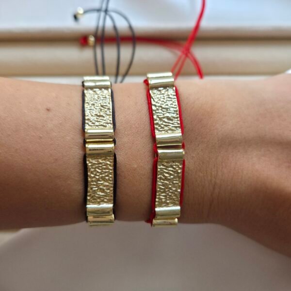 Ezme Plaka Bileklik - Siyah İpli