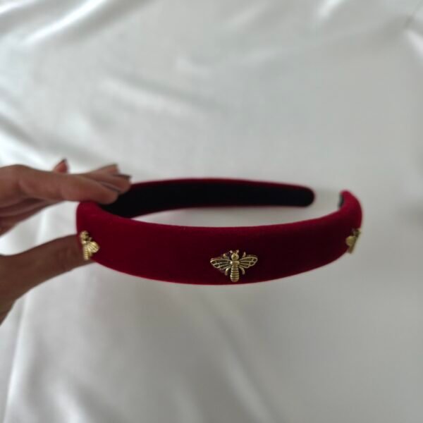 kirmizi-gold-arili-dolgulu-tac Kırmızı Gold Arılı Dolgulu Taç