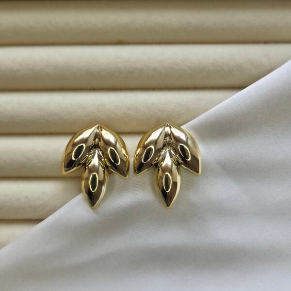 lotus-kupe-2 Lotus Küpe