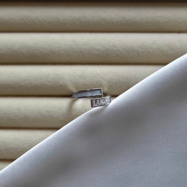 milano-yuzuk-14-ayar-beyaz-altin-kaplama-1 Milano Yüzük - 14 Ayar Beyaz Altın Kaplama