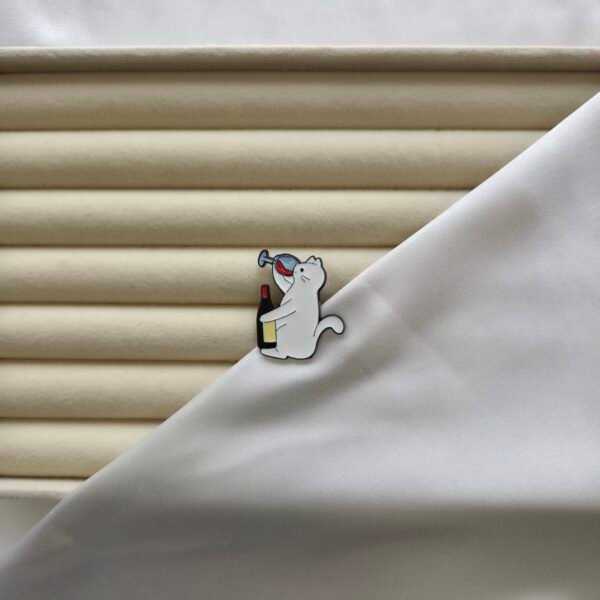 sarapci-kedi-rozet-1 Şarapçı Kedi Rozet