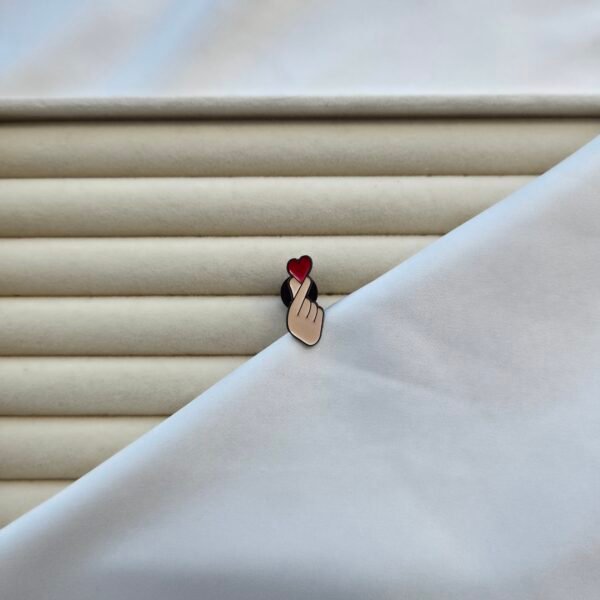 20260102_143115 Finger Heart Rozet