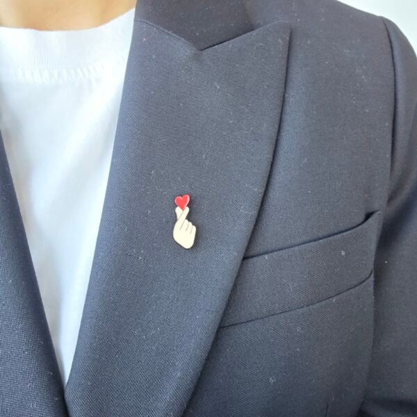 20260109_165102 Finger Heart Rozet