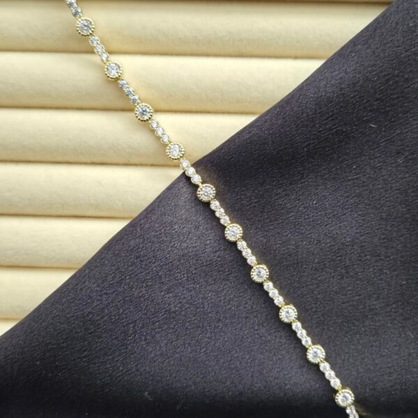 Özel Seri Zirkon Taşlı Oval Bileklik - 14K Altın Kaplama