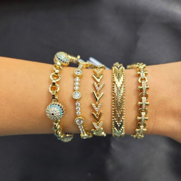 Özel Seri Baget Taşlı Gourmet Bileklik - 14K Altın Kaplama